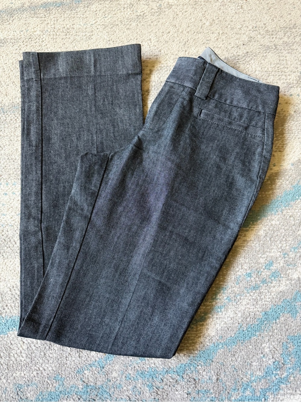 GAP Size 0 Curvy Fit Flared Jeans
